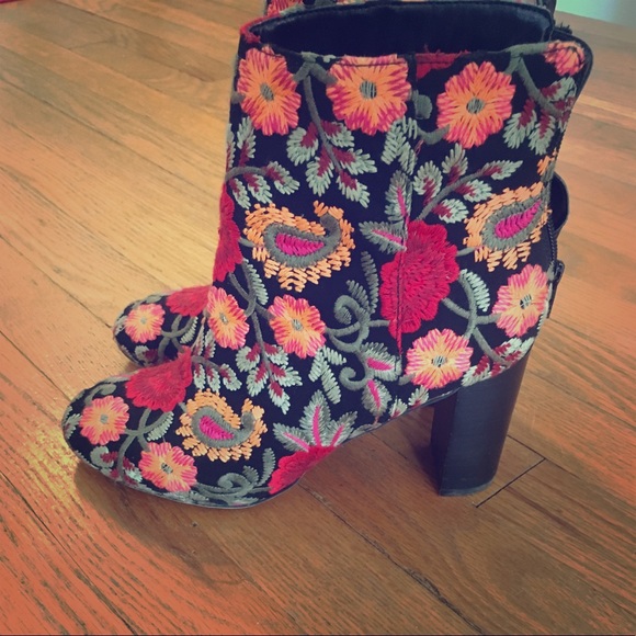 Sole Society Shoes - Sole Society Olympia booties. Size 8.5. Like new. Sole Society Shoes - Sole Society Olympia booties. Size 8.5. Like new.